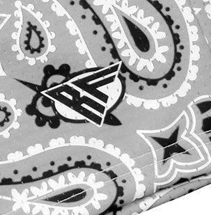 Close-up RF-wear mesh bandana shorts in Grey with RF logo 